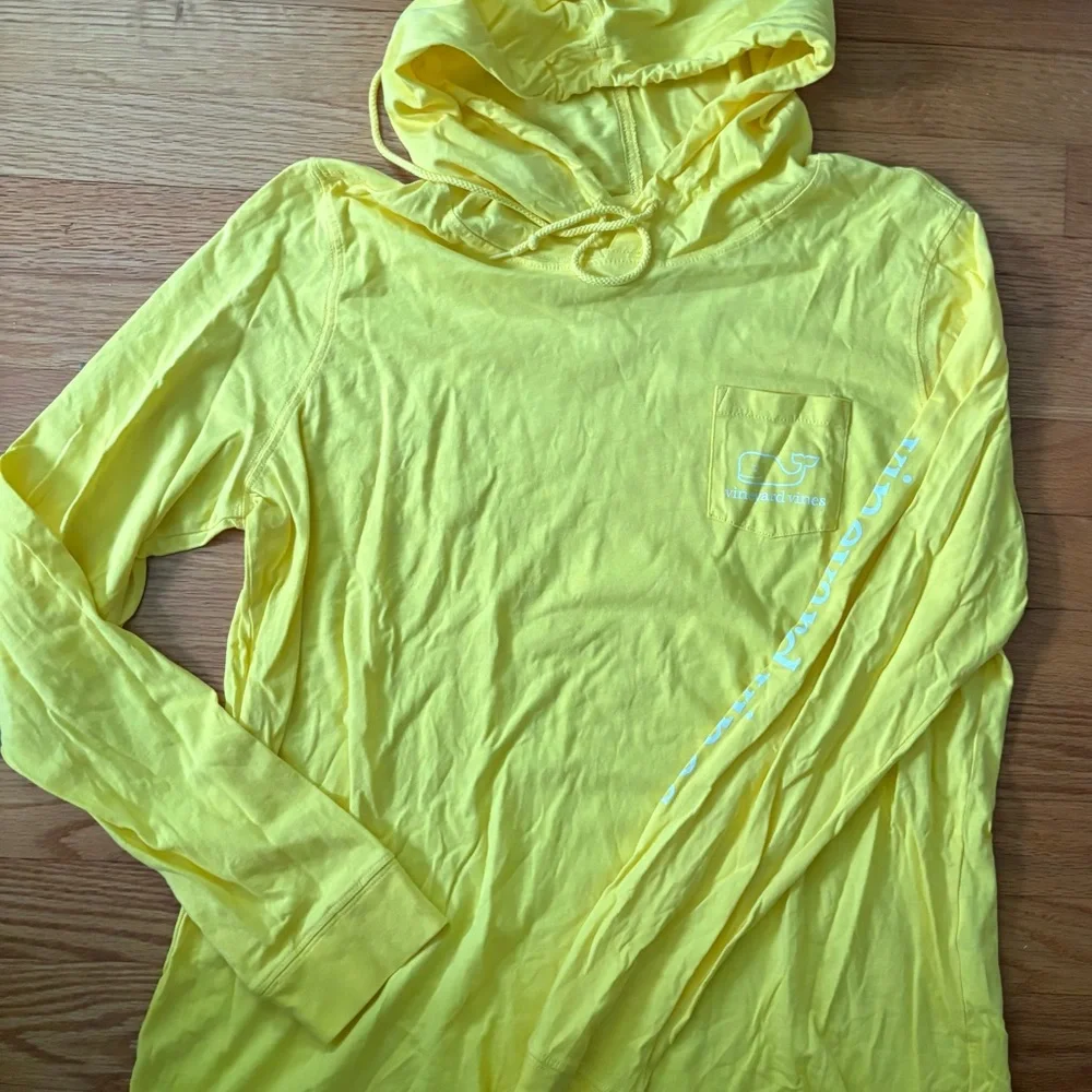 Vineyard Vines Yellow Long Sleeve Hoodie Tee - Picture 1 of 1